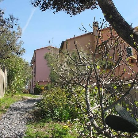 Torretta Del Mare A San Lorenzo San Lorenzo al Mare Exterior foto